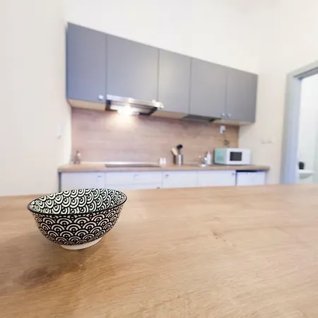 Luxury 4a Apartment